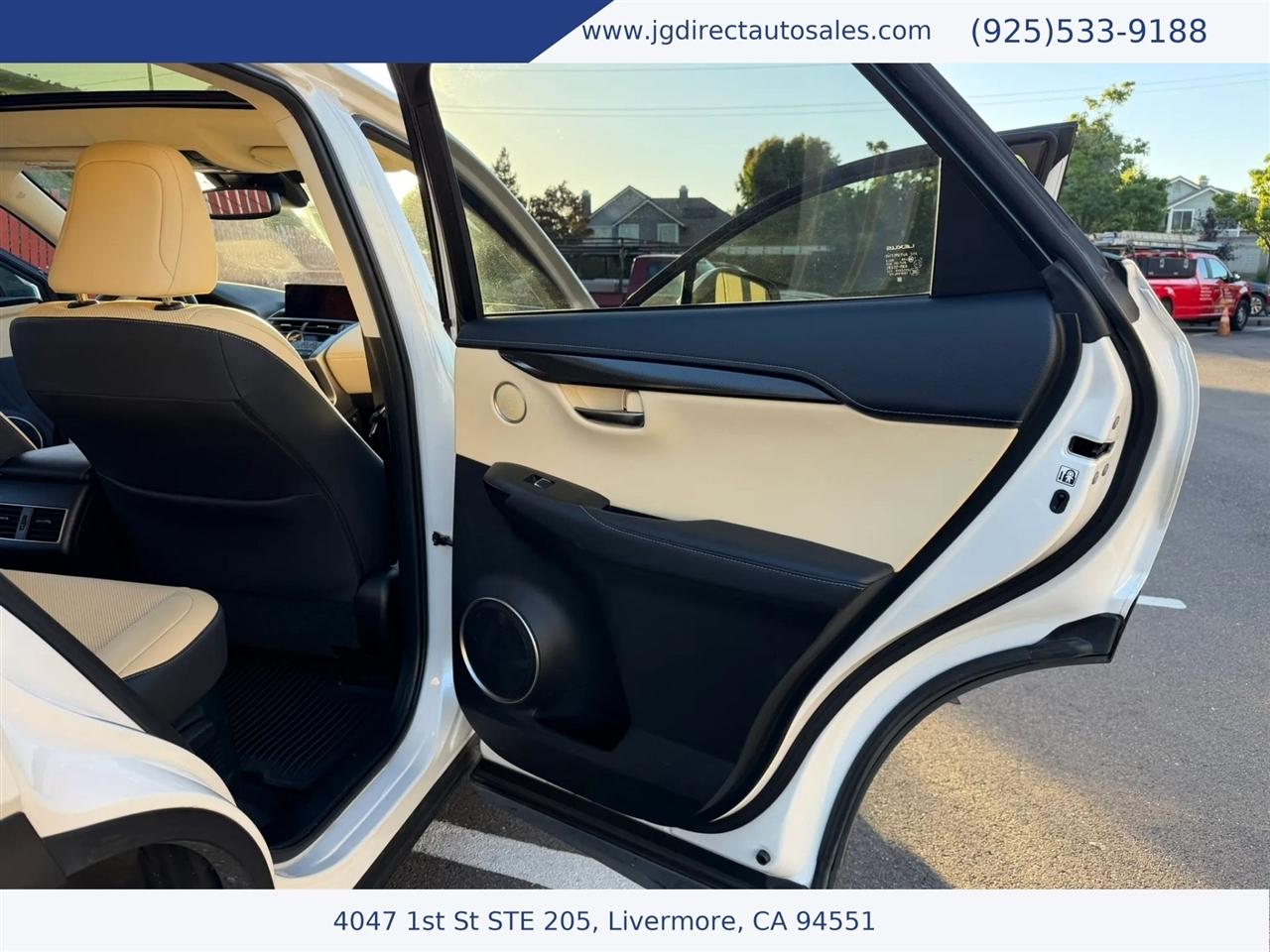Lexus NX 300h Premium 2020