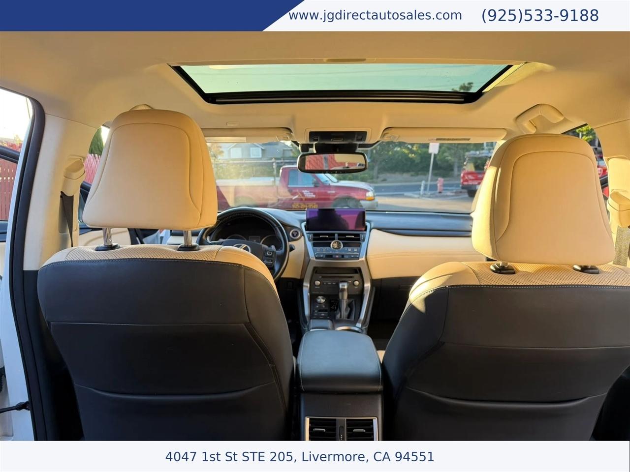 Lexus NX 300h Premium 2020