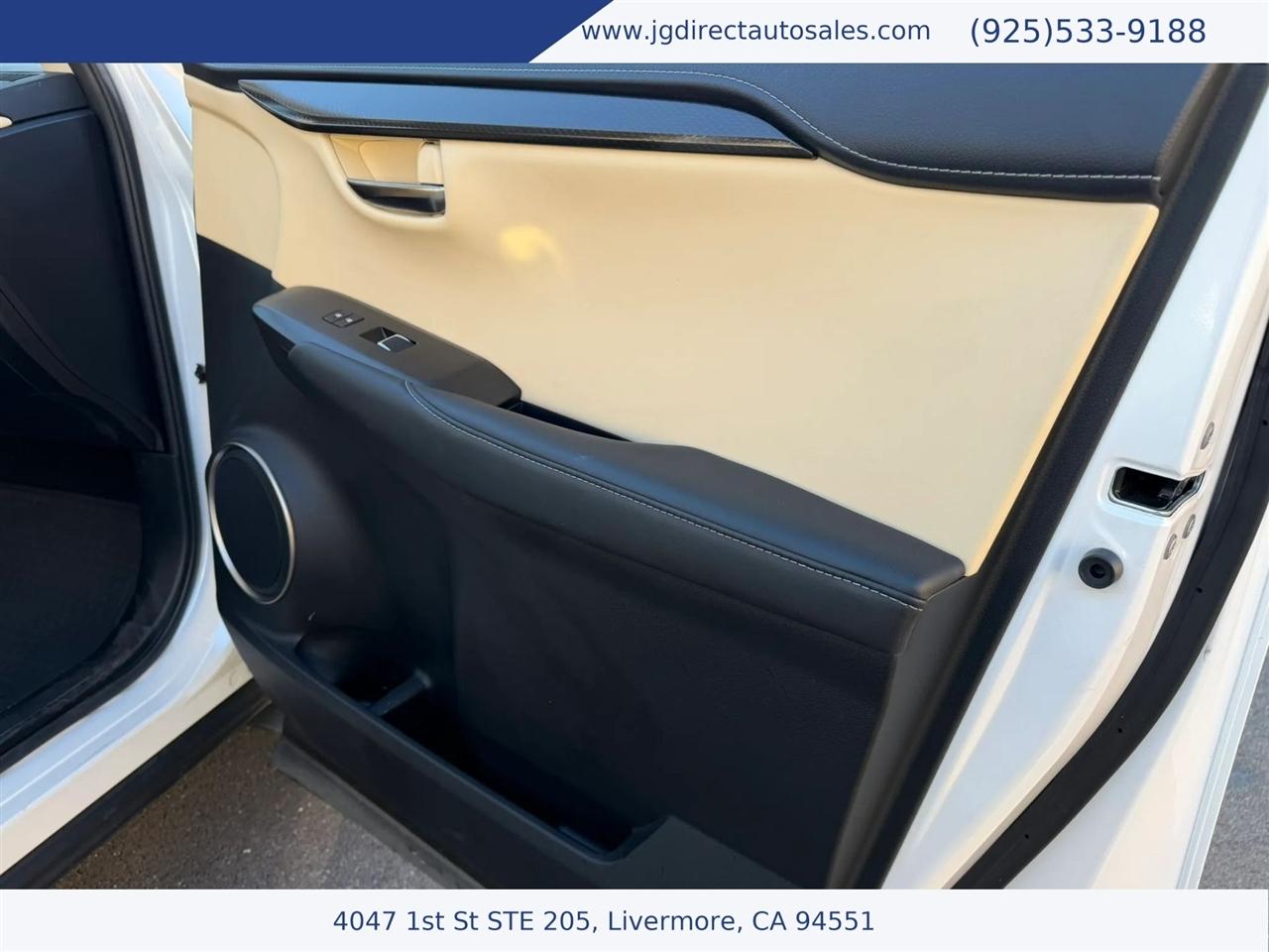 Lexus NX 300h Premium 2020