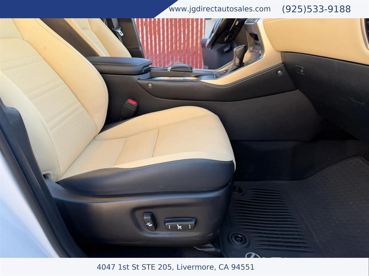 Lexus NX 300h Premium 2020