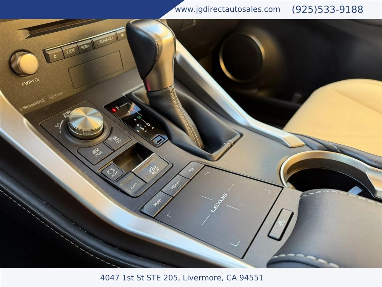 Lexus NX 300h Premium 2020