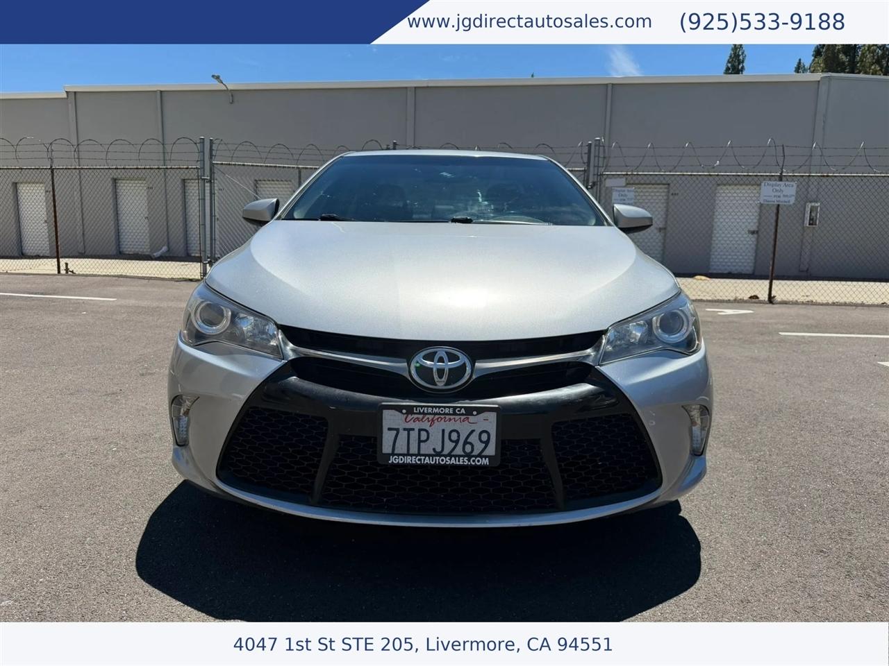 Toyota Camry SE 2017