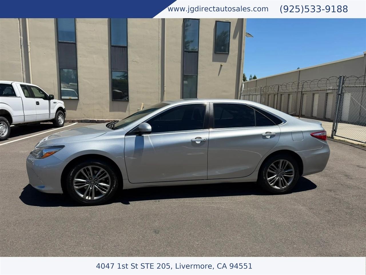 Toyota Camry SE 2017