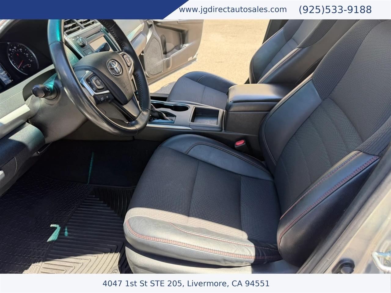 Toyota Camry SE 2017