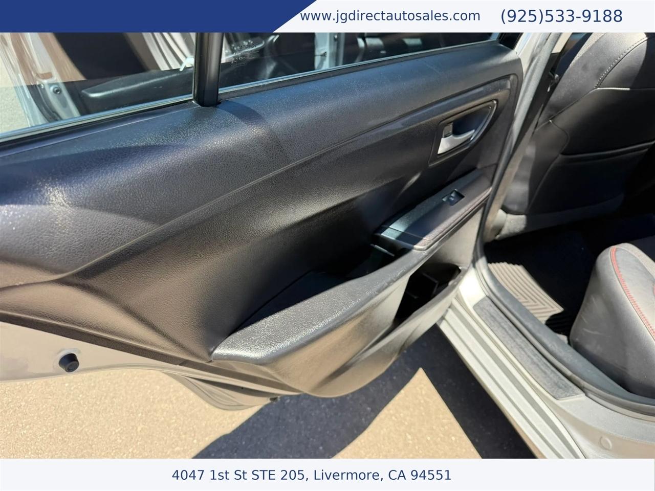 Toyota Camry SE 2017