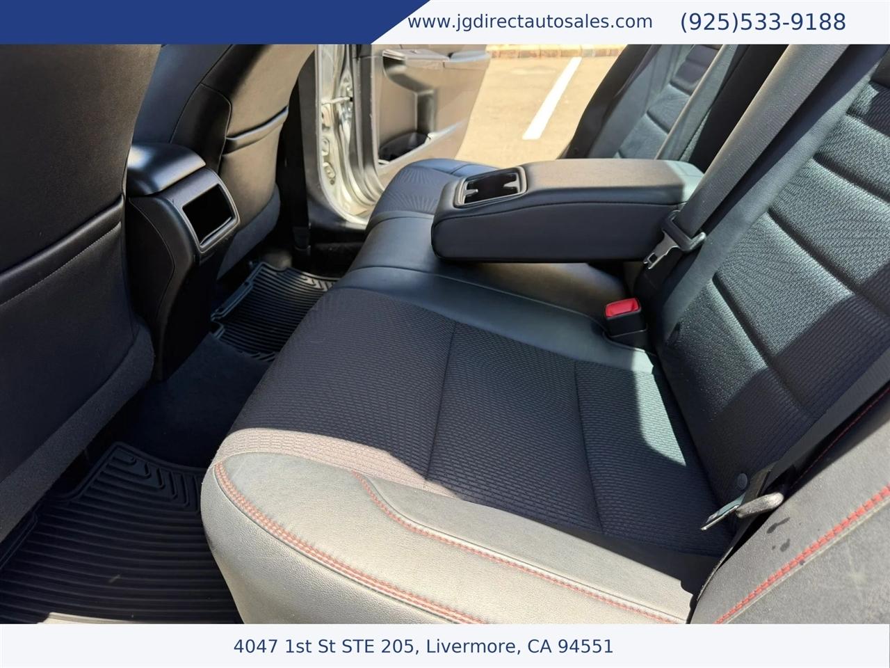 Toyota Camry SE 2017