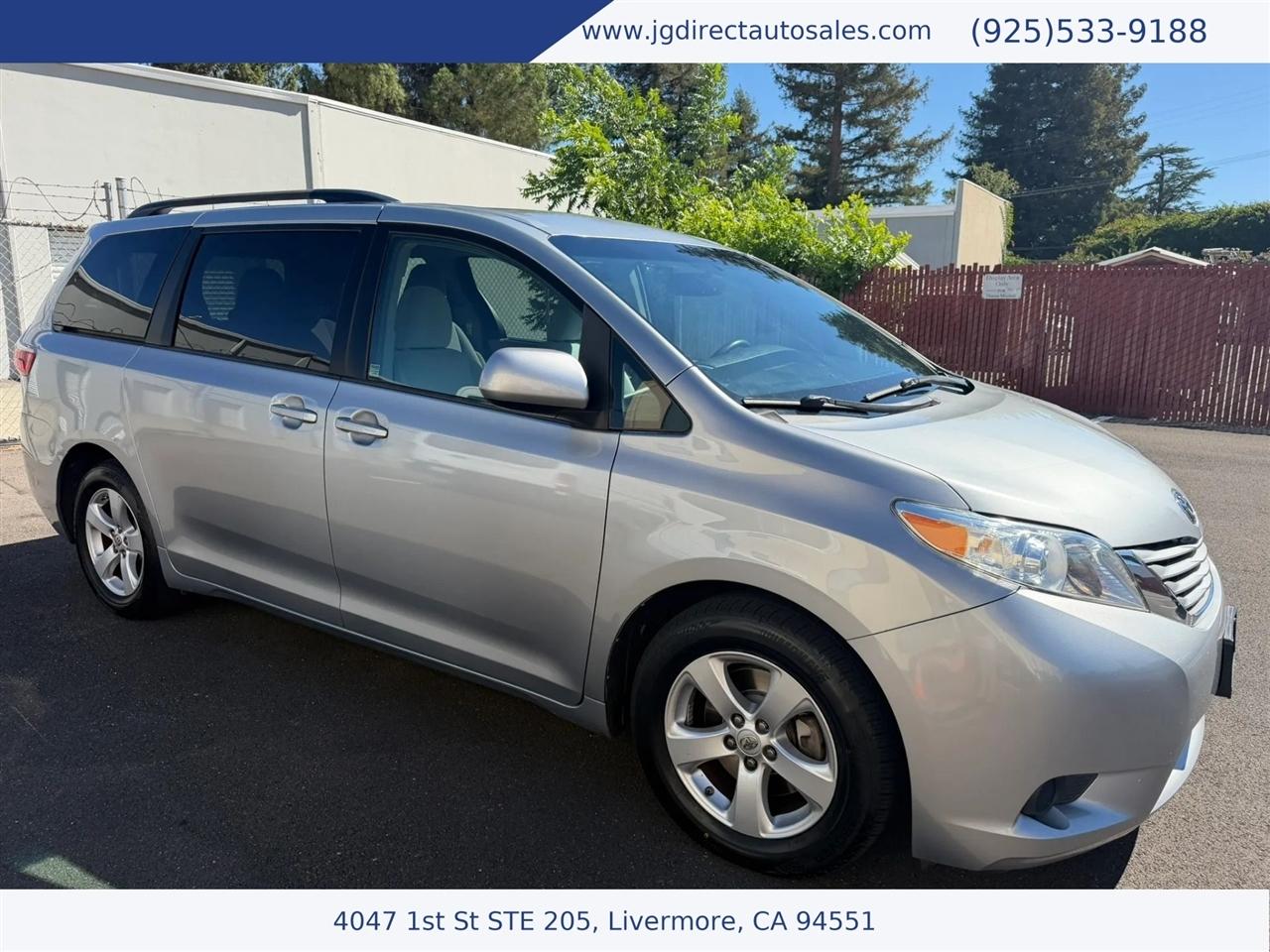 Toyota Sienna LE FWD 8-Passenger V6 2016