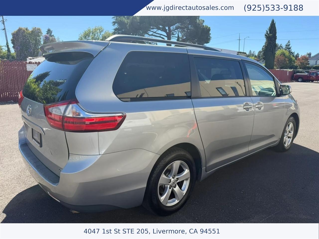 Toyota Sienna LE FWD 8-Passenger V6 2016