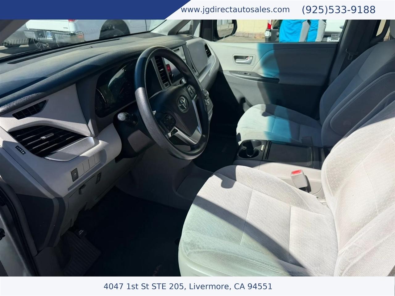 Toyota Sienna LE FWD 8-Passenger V6 2016