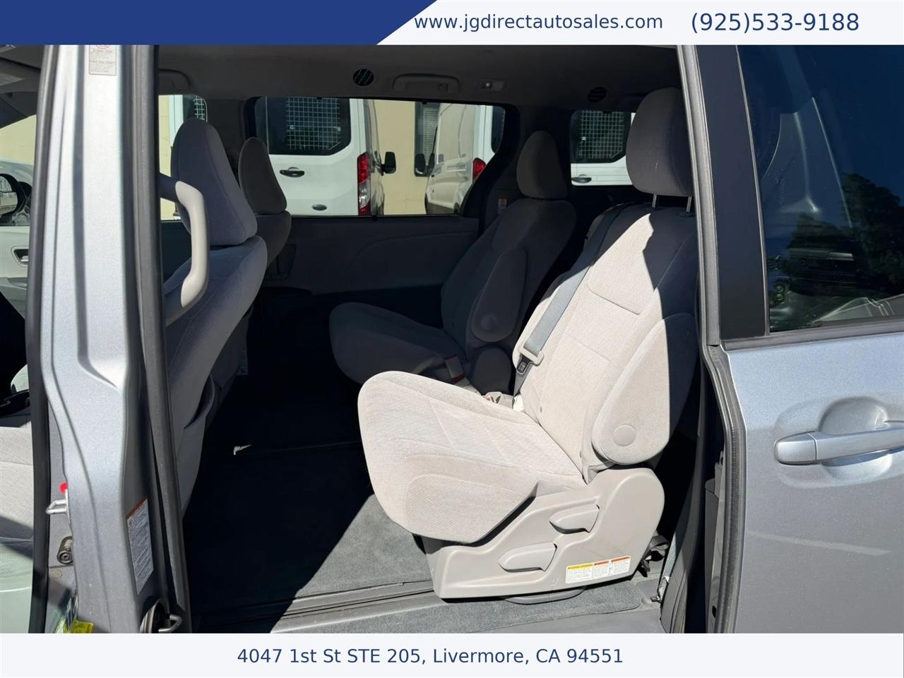 Toyota Sienna LE FWD 8-Passenger V6 2016