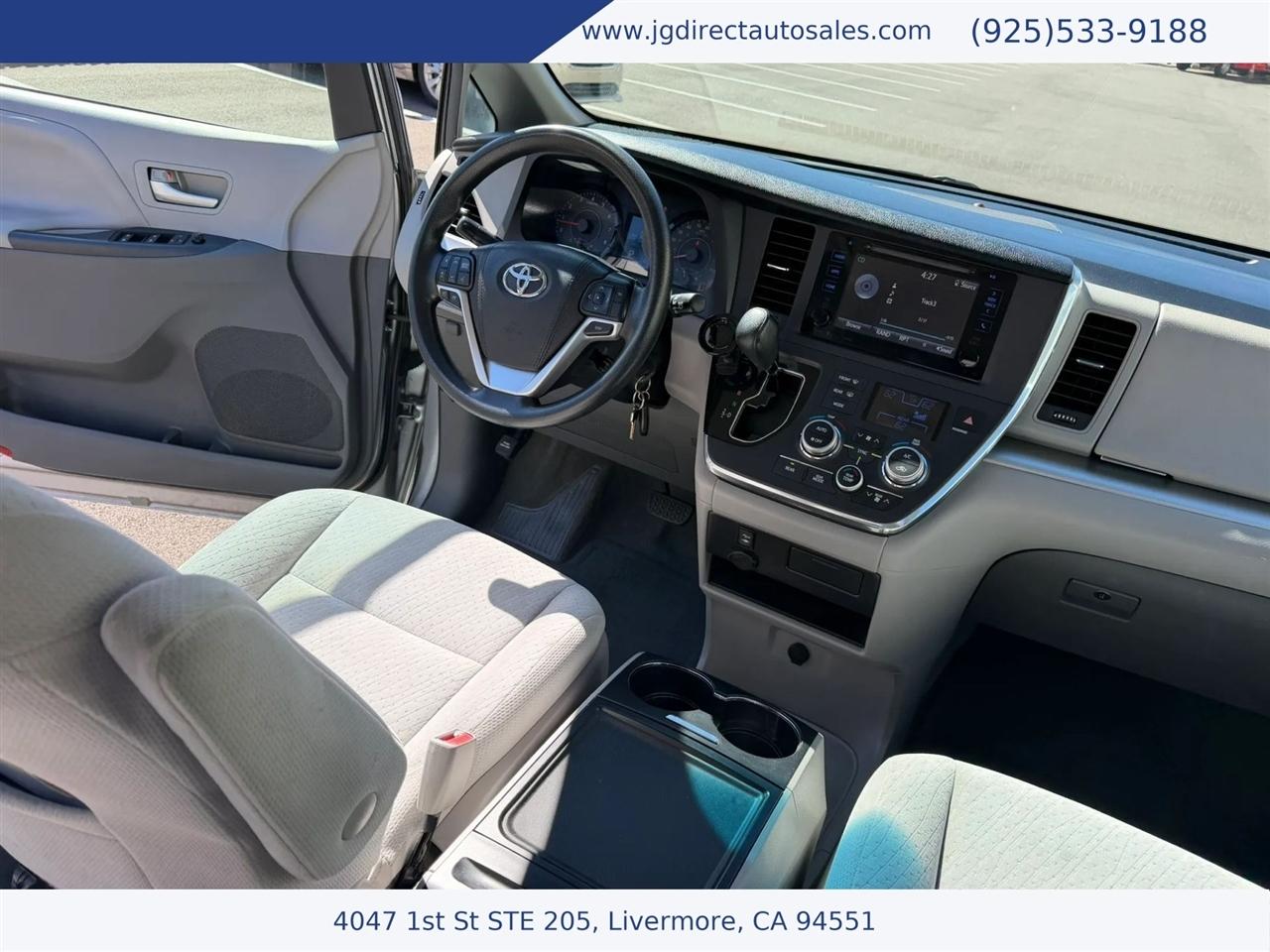Toyota Sienna LE FWD 8-Passenger V6 2016