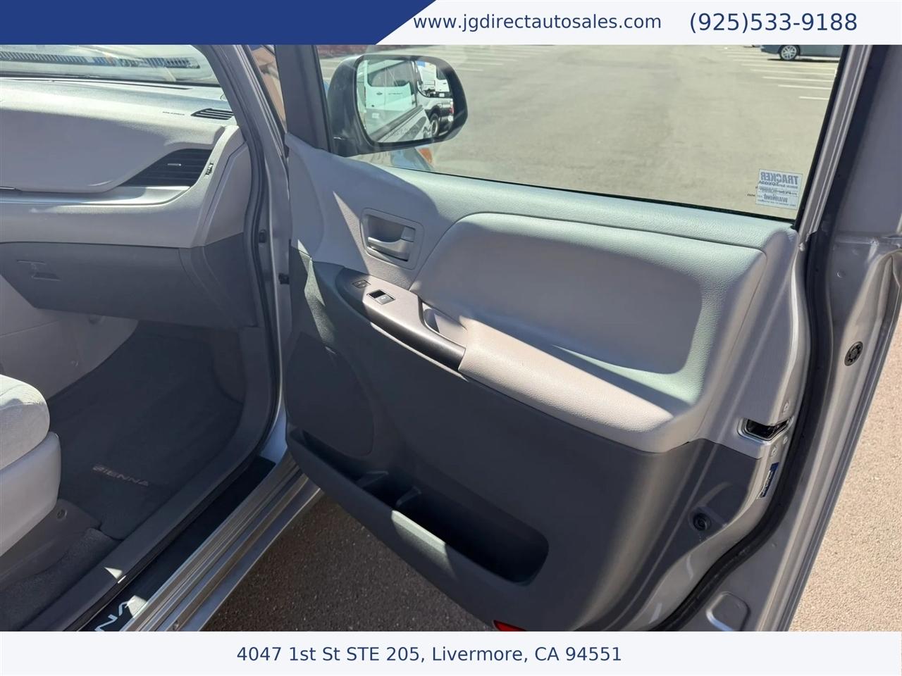 Toyota Sienna LE FWD 8-Passenger V6 2016