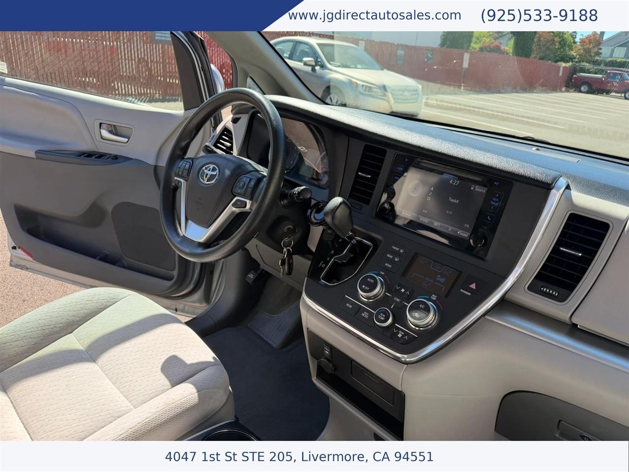 Toyota Sienna LE FWD 8-Passenger V6 2016