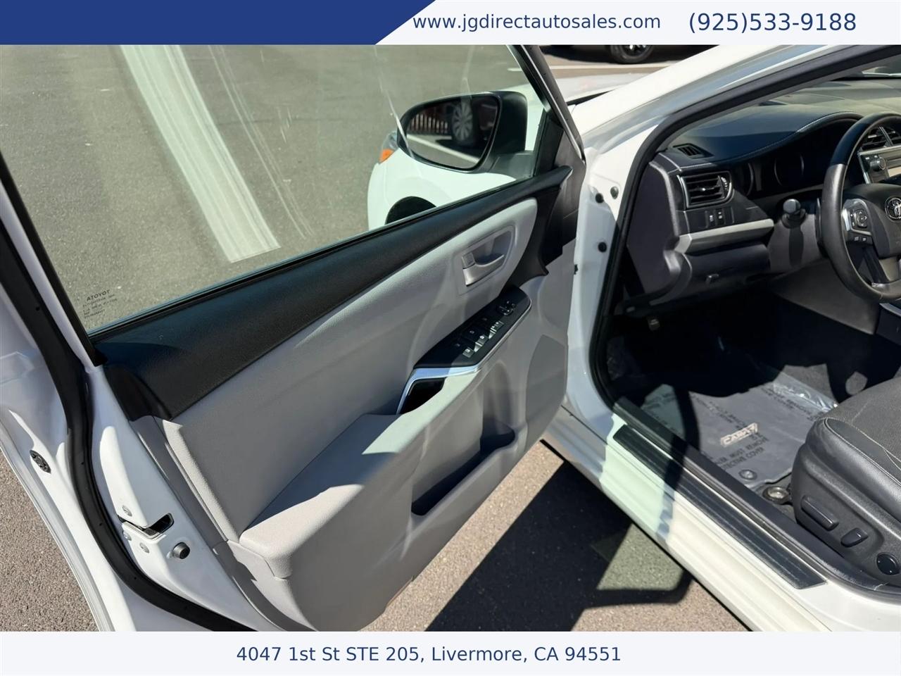 Toyota Camry SE 2016