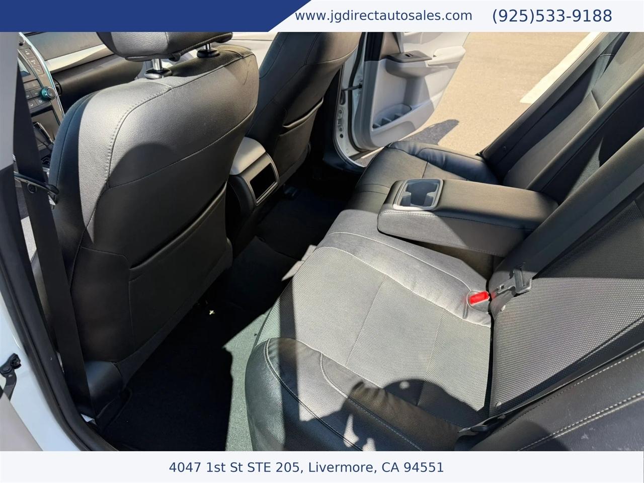 Toyota Camry SE 2016