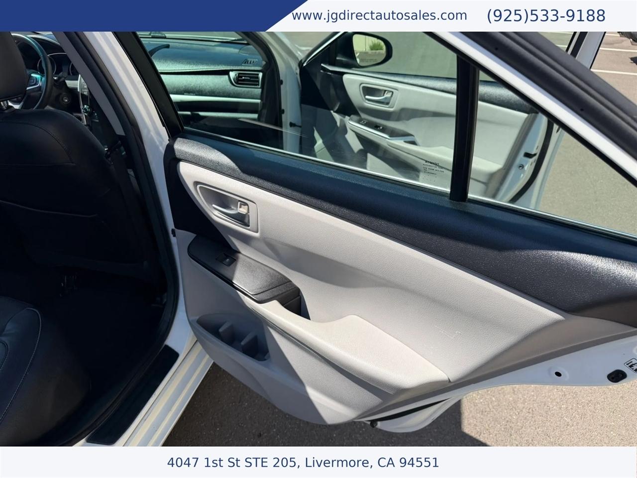 Toyota Camry SE 2016