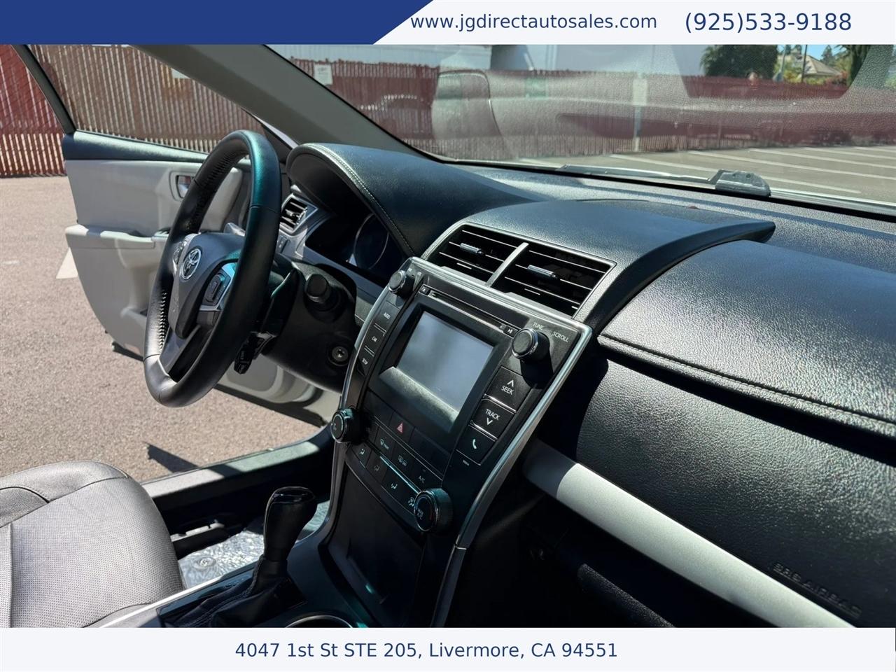 Toyota Camry SE 2016