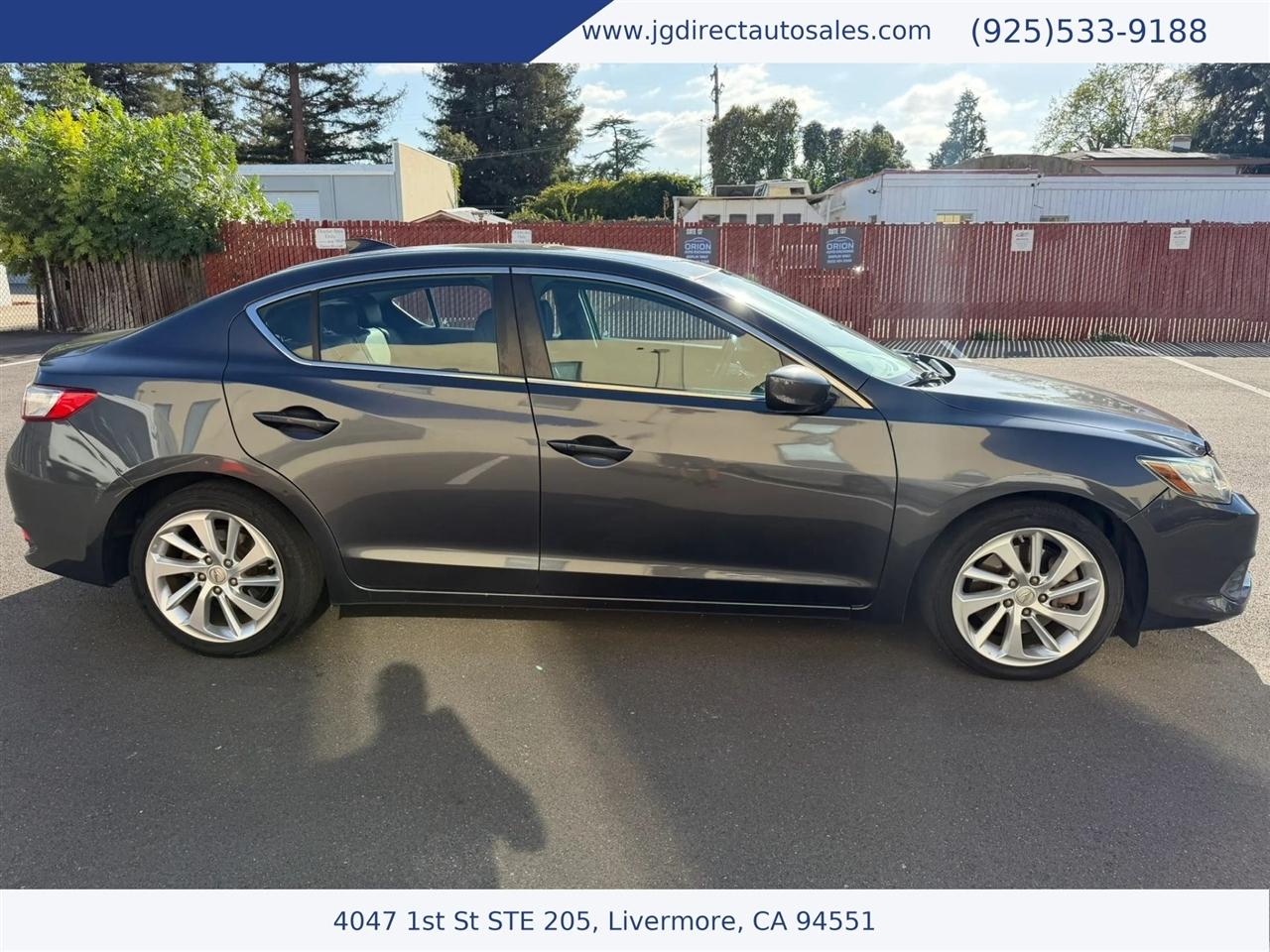 2016 Acura ILX 8-Spd AT w/ Premium Package