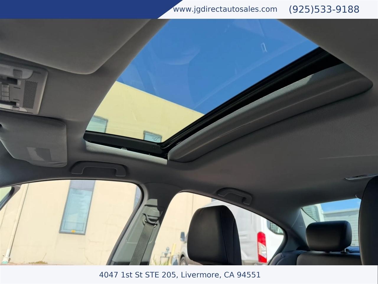 Acura ILX 8-Spd AT w/ Premium Package 2016
