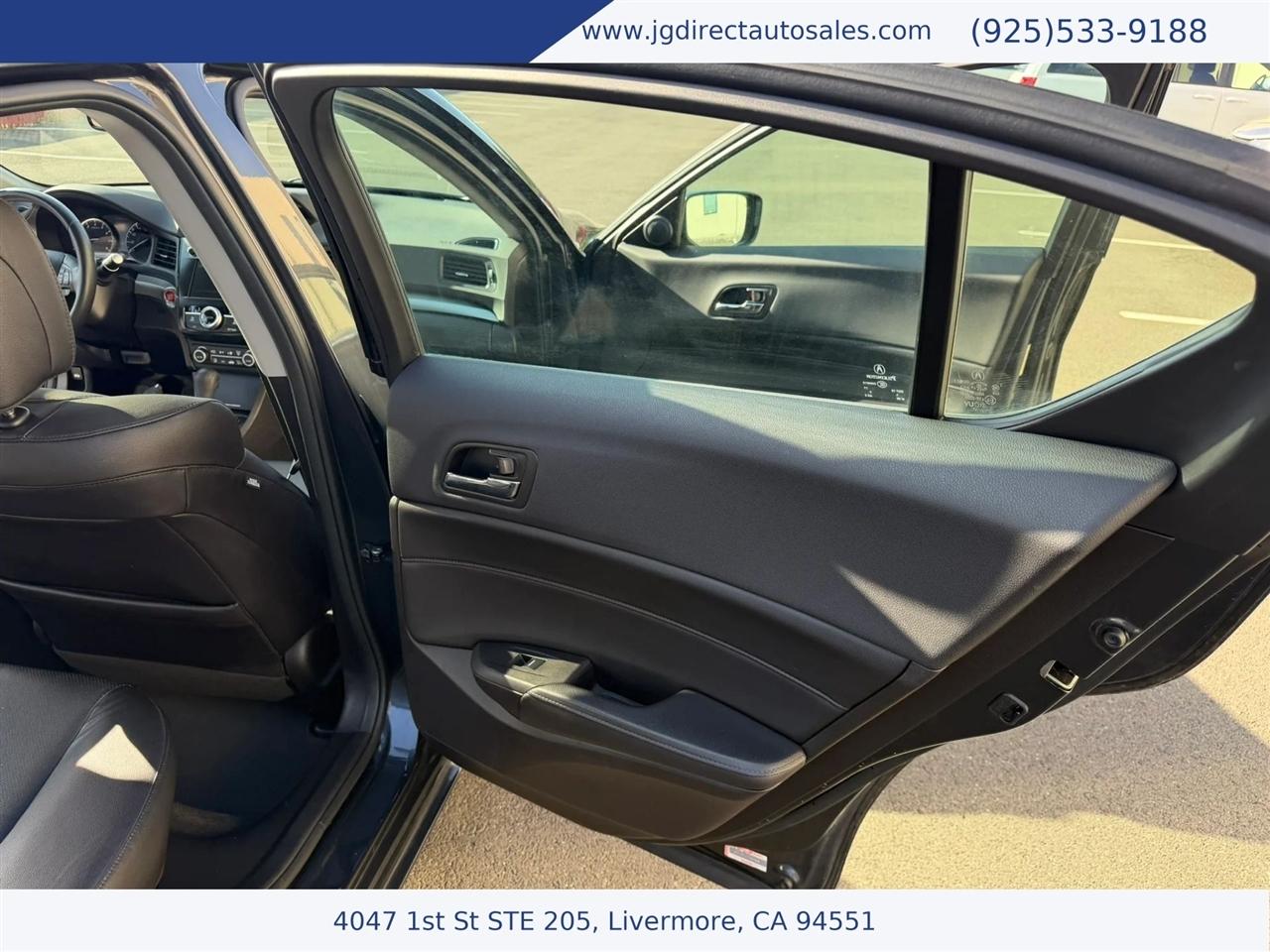 Acura ILX 8-Spd AT w/ Premium Package 2016