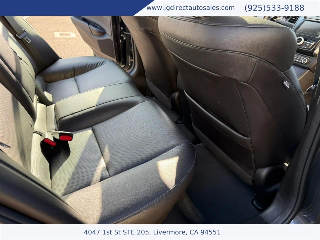 Acura ILX 8-Spd AT w/ Premium Package 2016