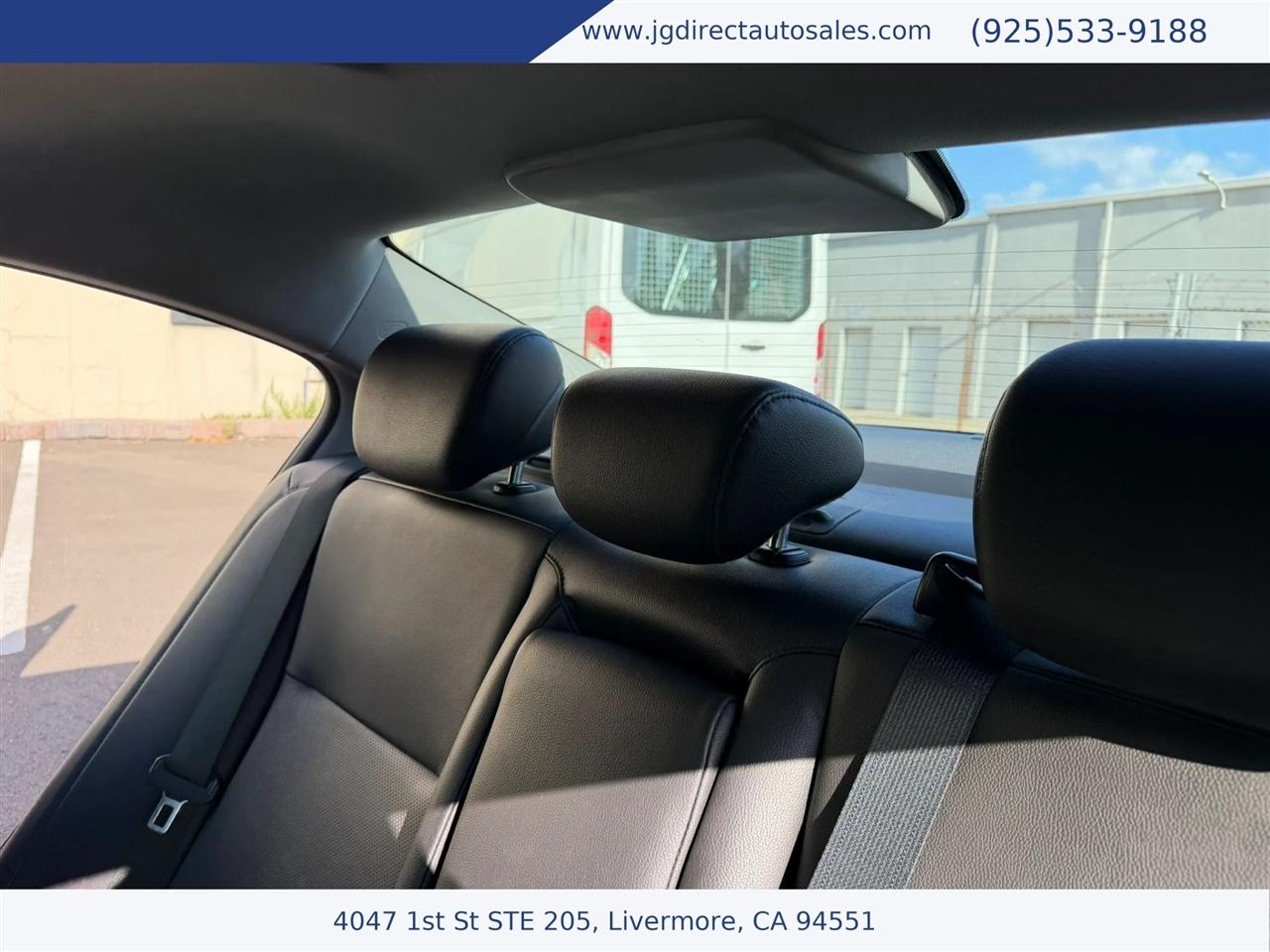 Acura ILX 8-Spd AT w/ Premium Package 2016