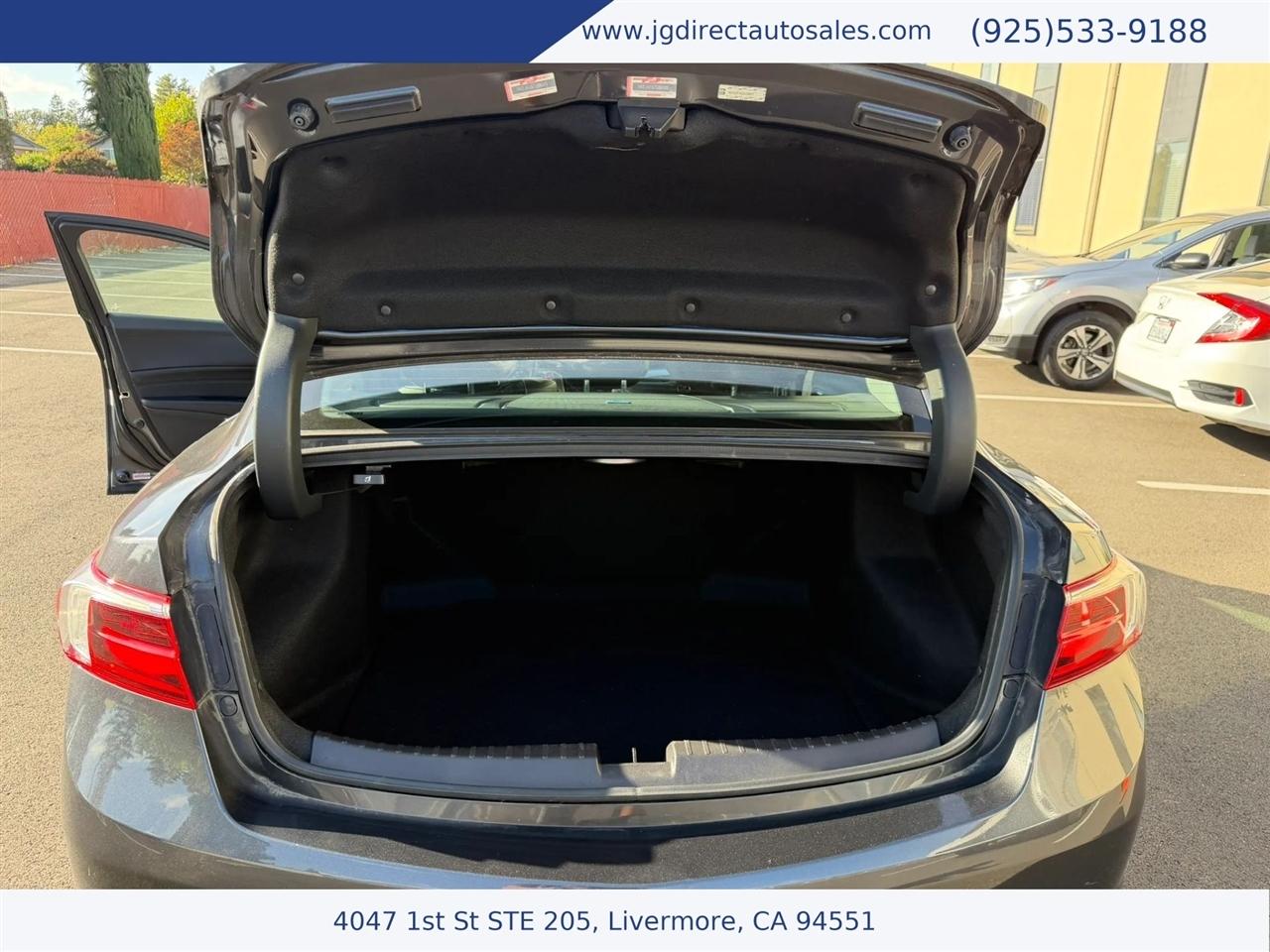Acura ILX 8-Spd AT w/ Premium Package 2016