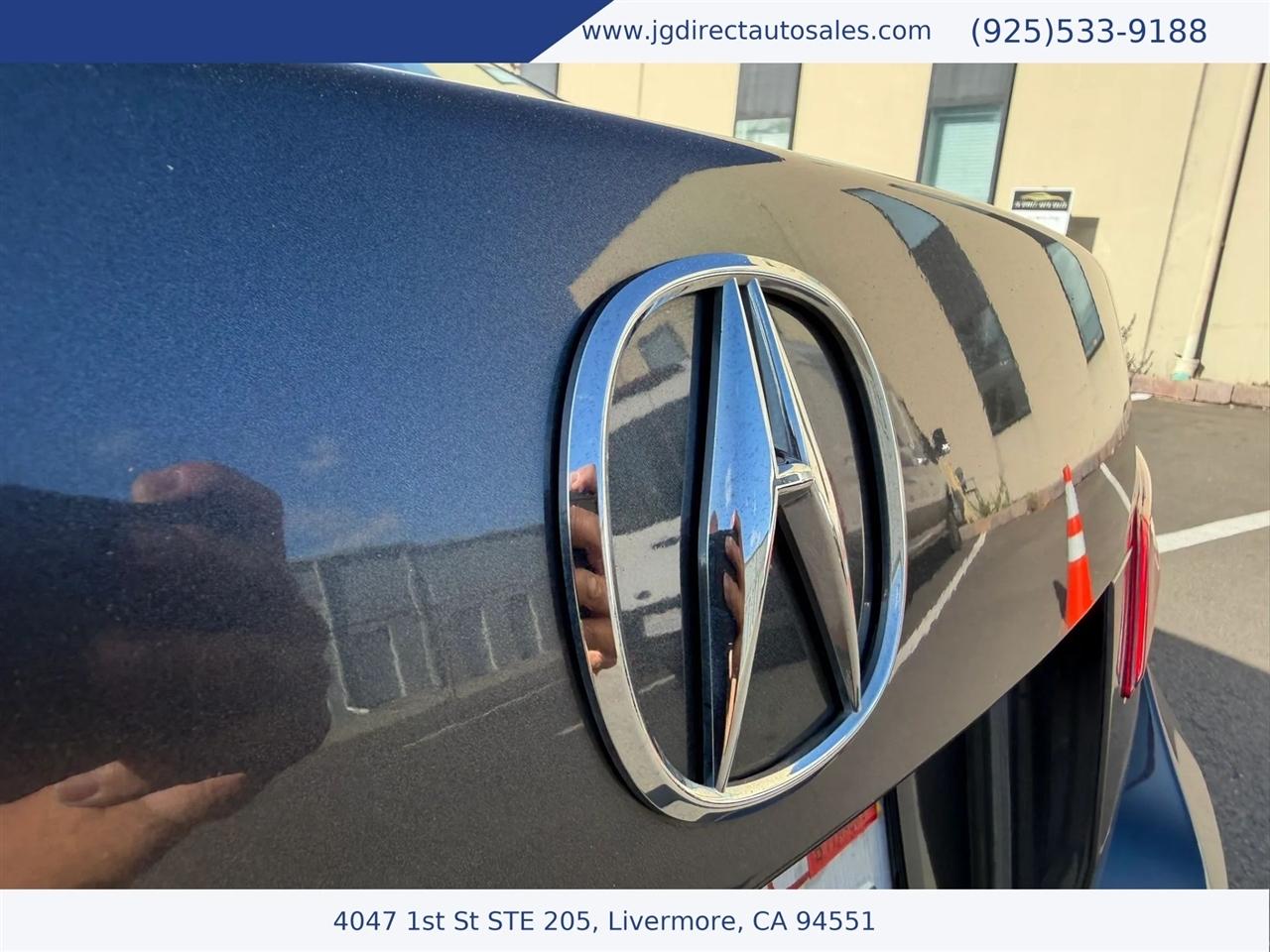 Acura ILX 8-Spd AT w/ Premium Package 2016
