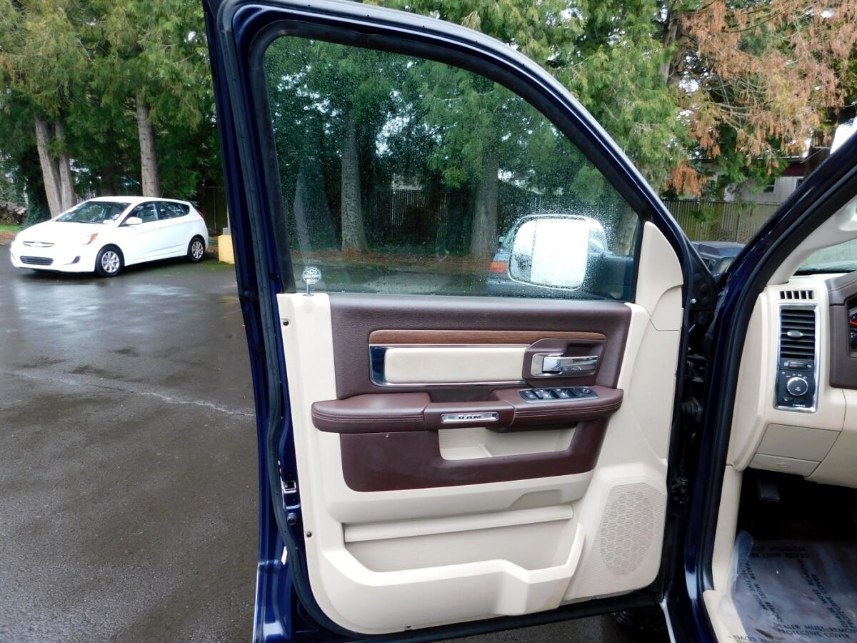 2015 Ram 1500 Laramie photo 4