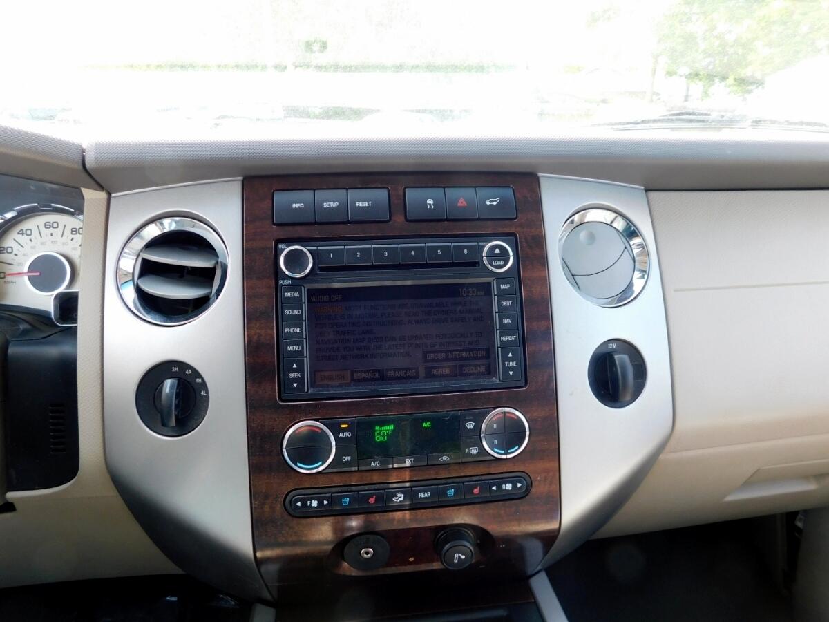 2008 Ford Expedition EL Limited photo 12