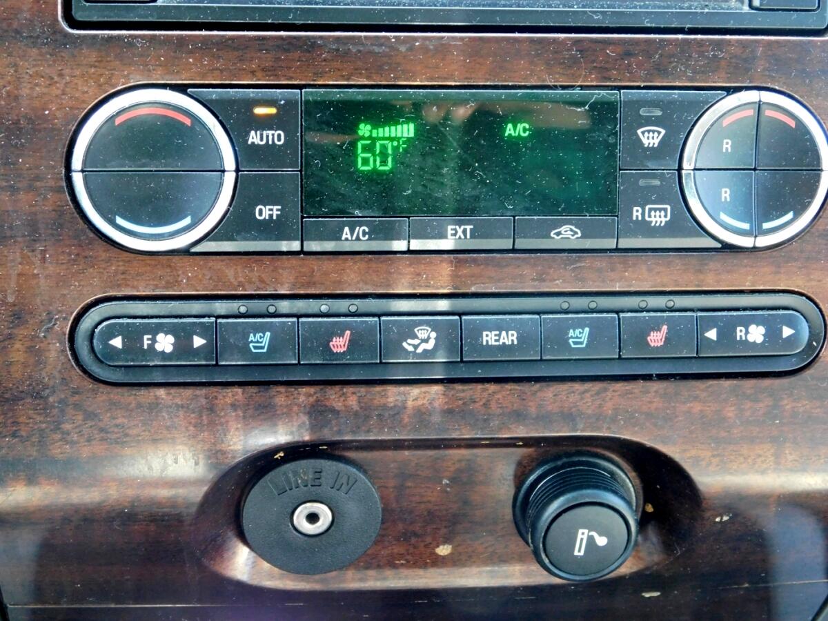 2008 Ford Expedition EL Limited photo 15