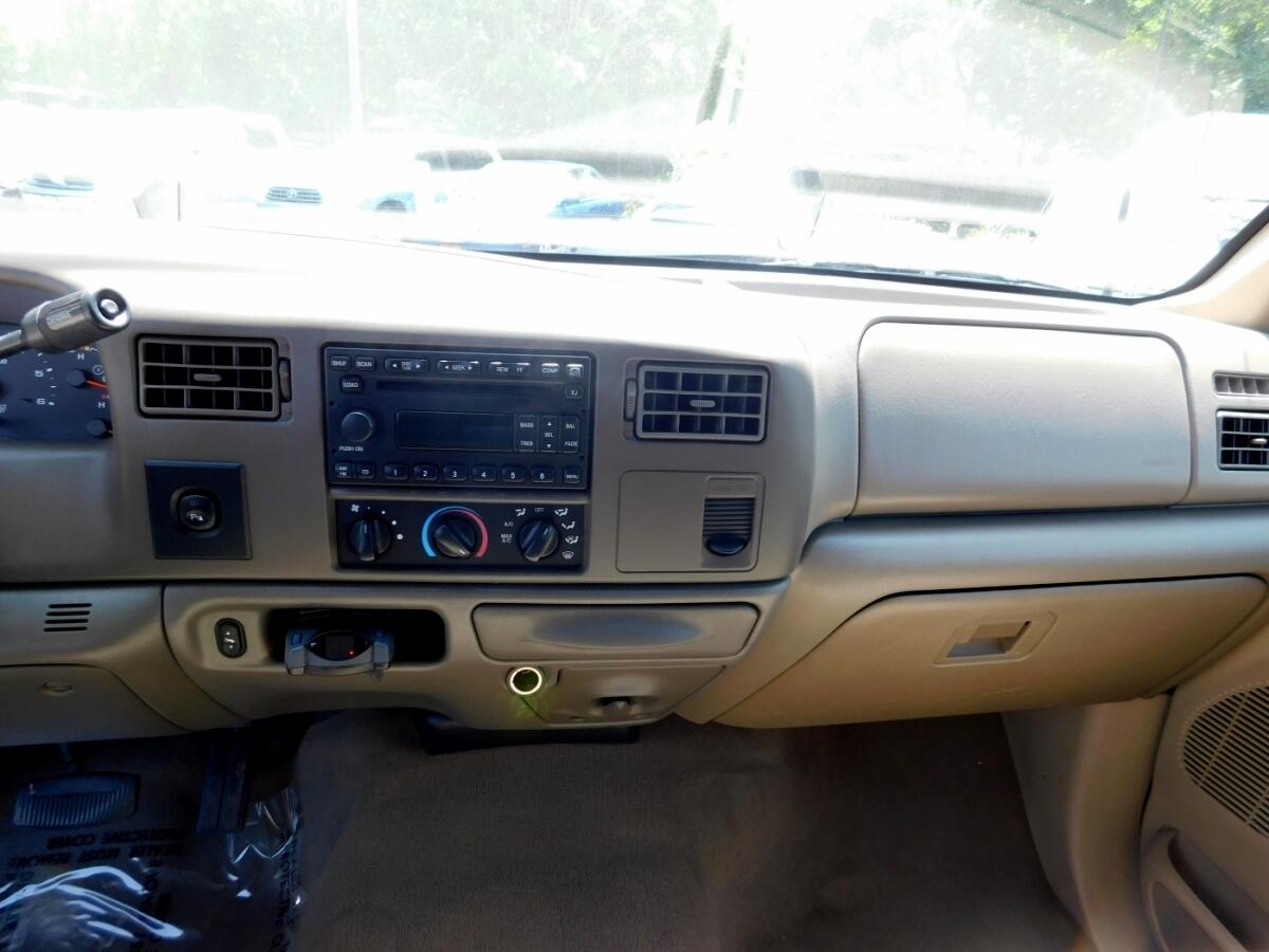 2002 Ford F-350 Lariat photo 7