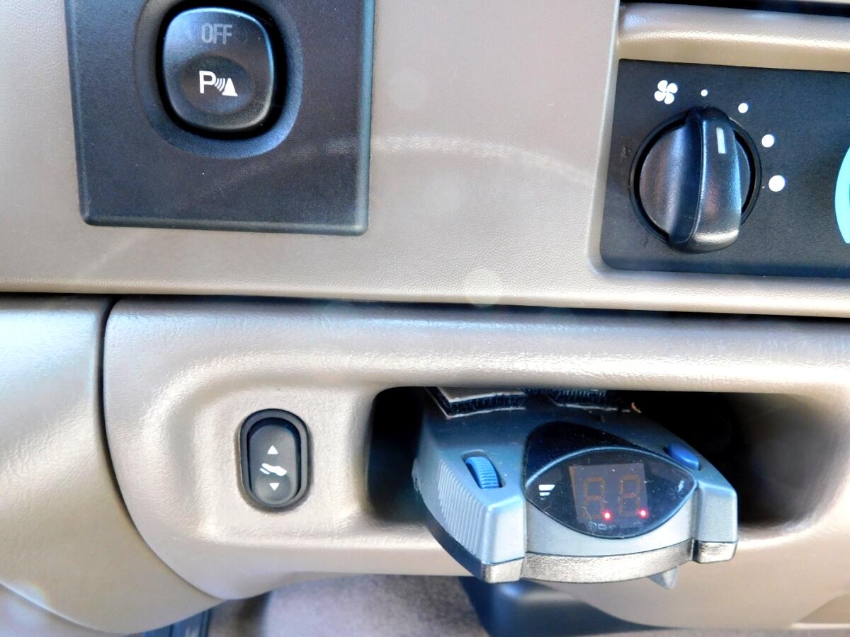 2002 Ford F-350 Lariat photo 12