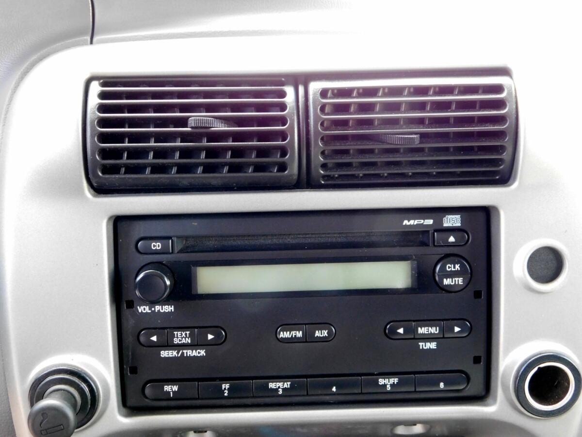 2007 Ford Ranger XLT photo 10