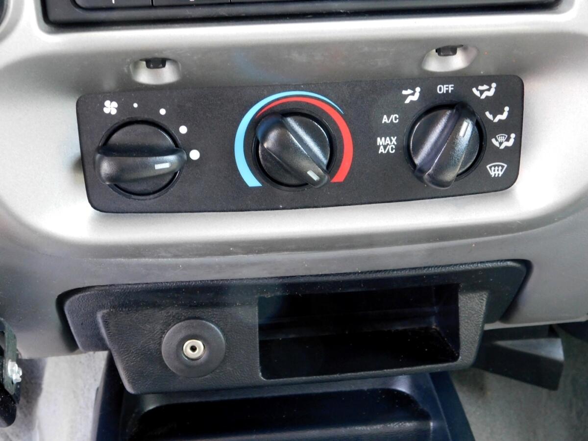 2007 Ford Ranger XLT photo 11