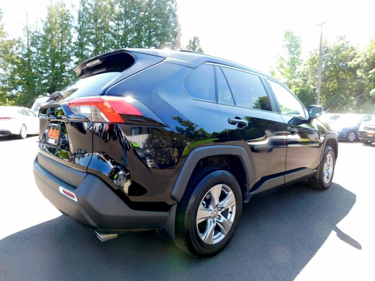2024 Toyota RAV4 XLE Sport photo 2