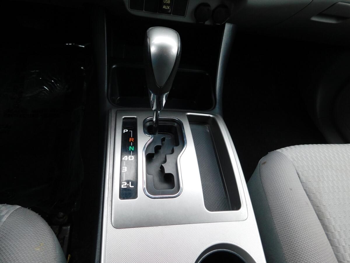 2013 Toyota Tacoma Double Cab SR5 photo 13