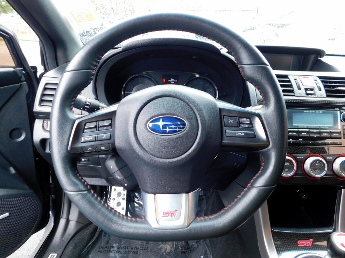 2015 Subaru WRX STI Limited photo 8