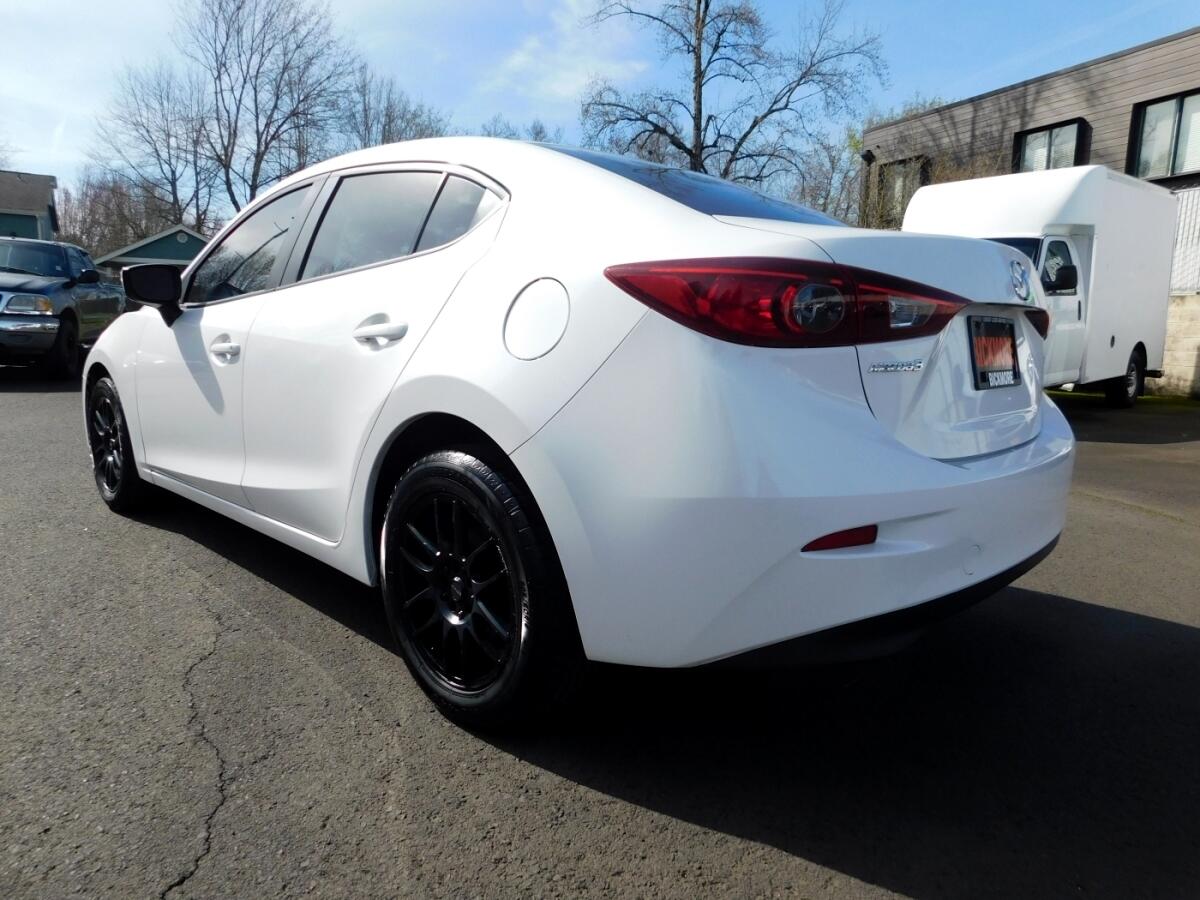 2014 Mazda Mazda3 i Sport Sedan photo 3