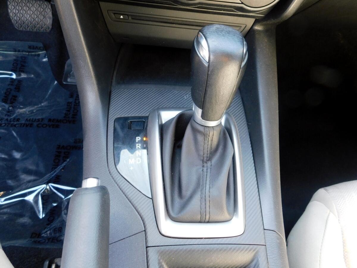 2014 Mazda Mazda3 i Sport Sedan photo 11