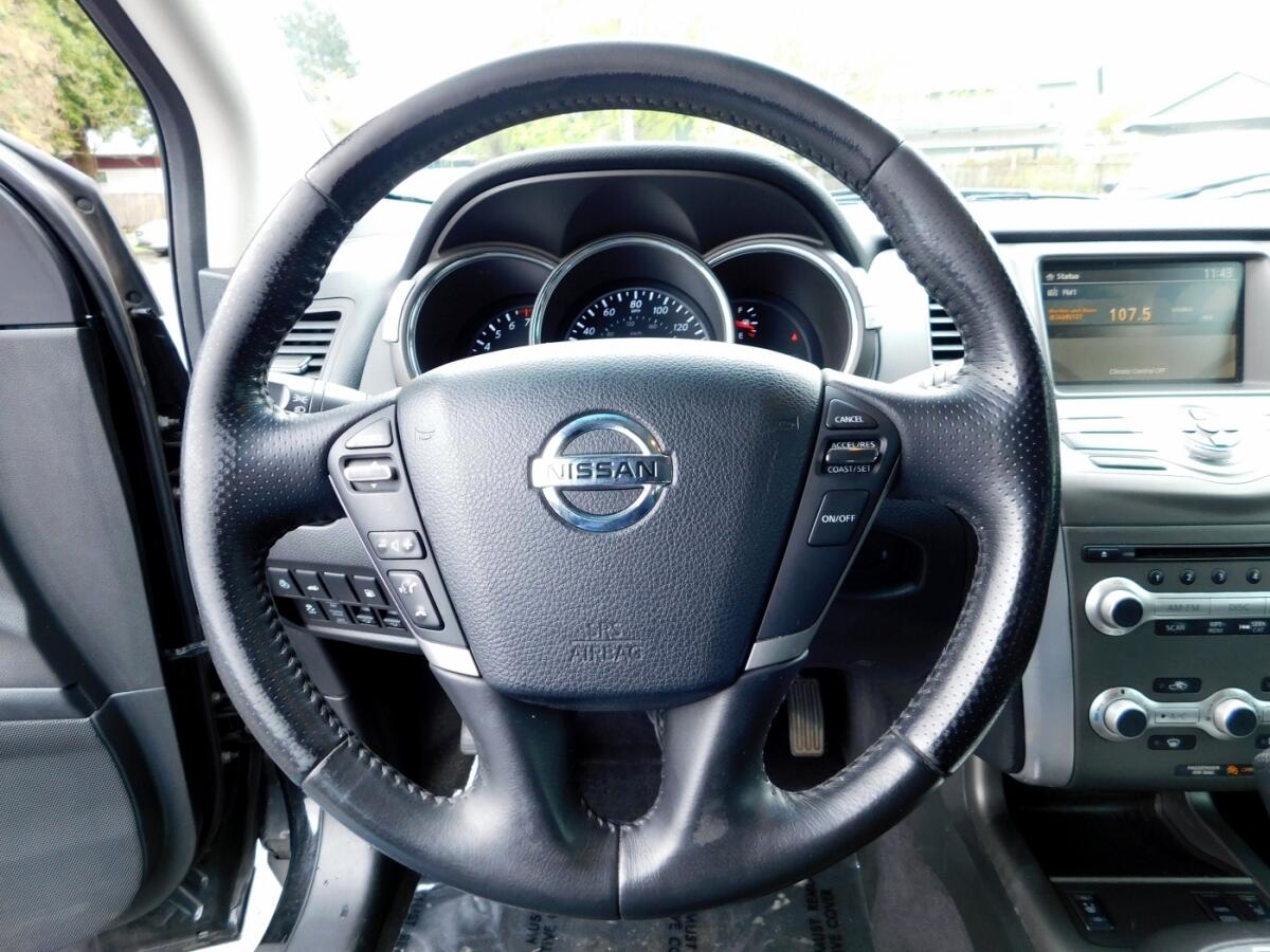 2014 Nissan Murano SL photo 15