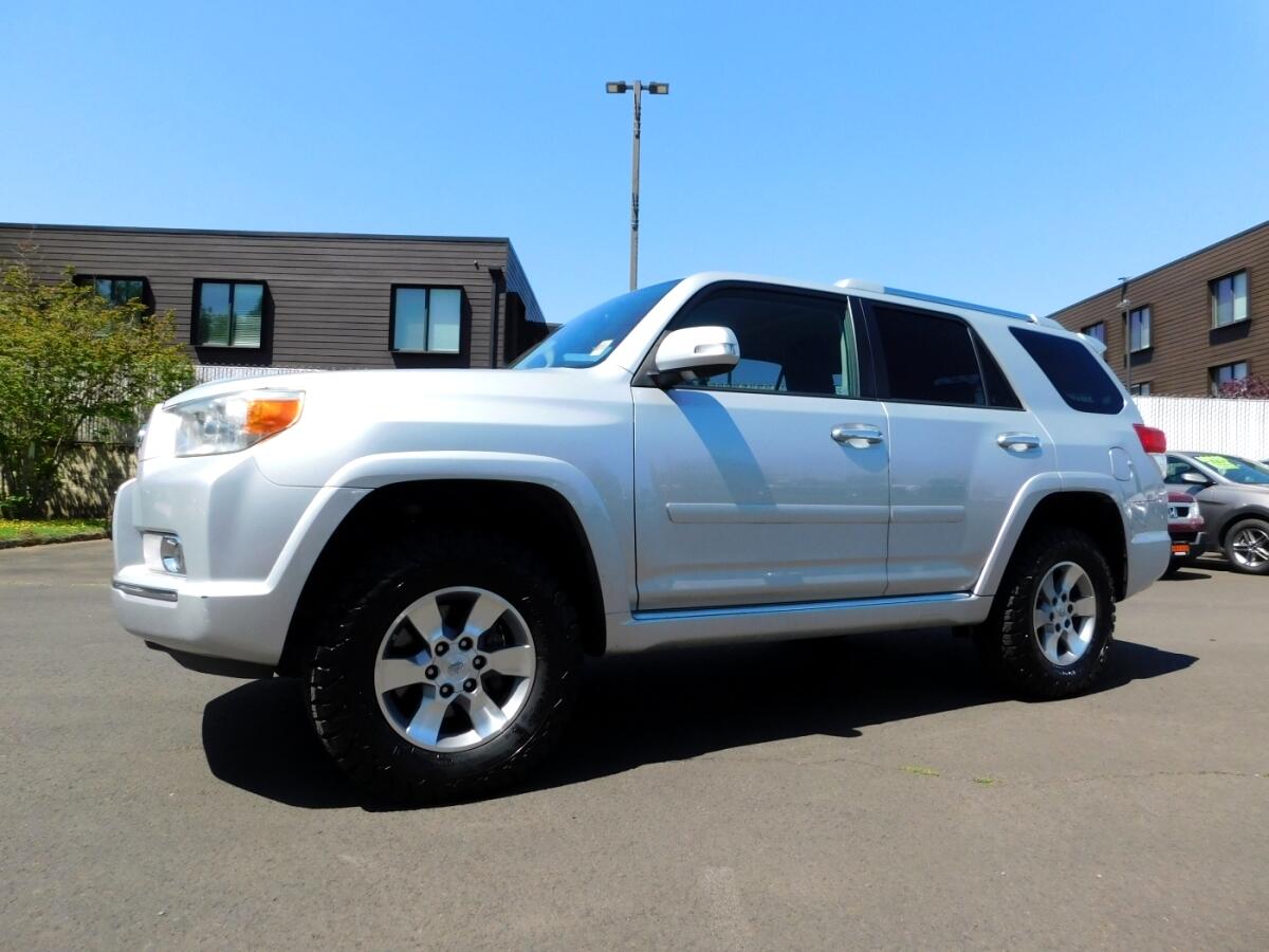 2010 Toyota 4Runner SR5 Sport photo 4