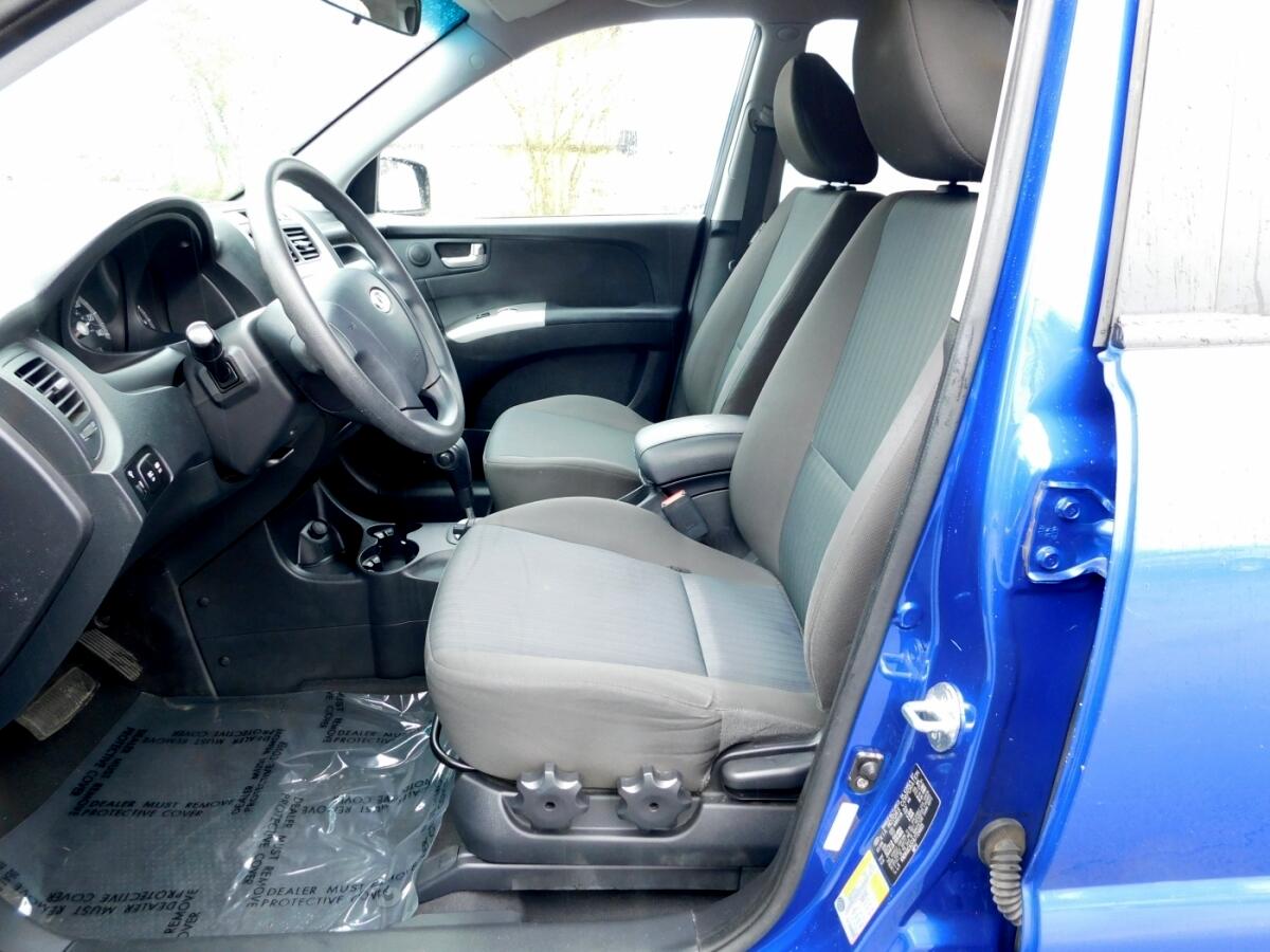 2010 Kia Sportage LX photo 4