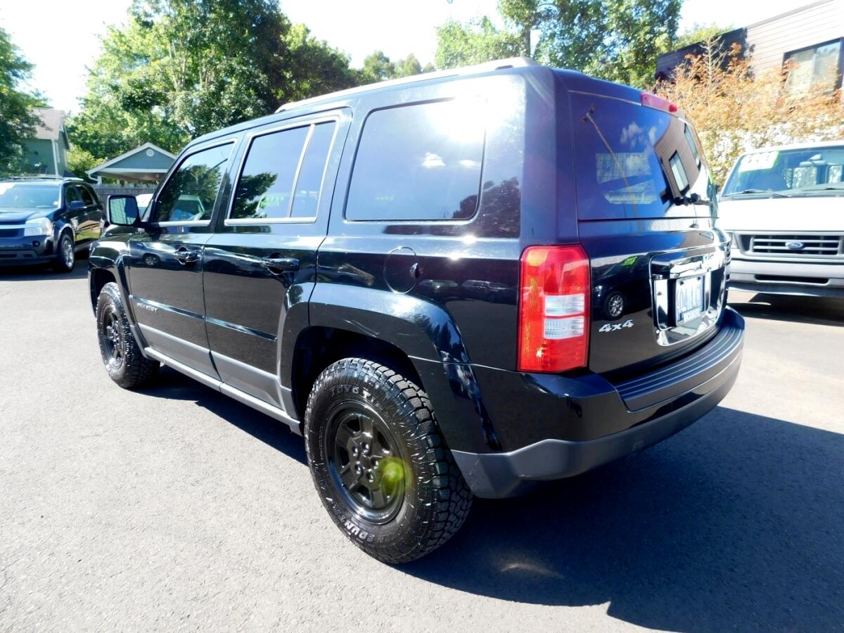 2015 Jeep Patriot Sport photo 2