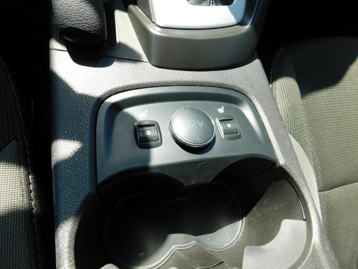 2014 Ford Focus SE photo 13