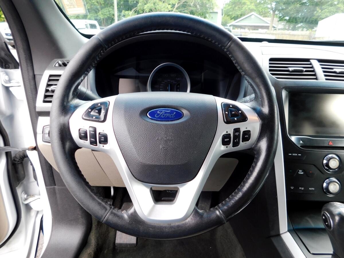 2014 Ford Explorer XLT Sport photo 8