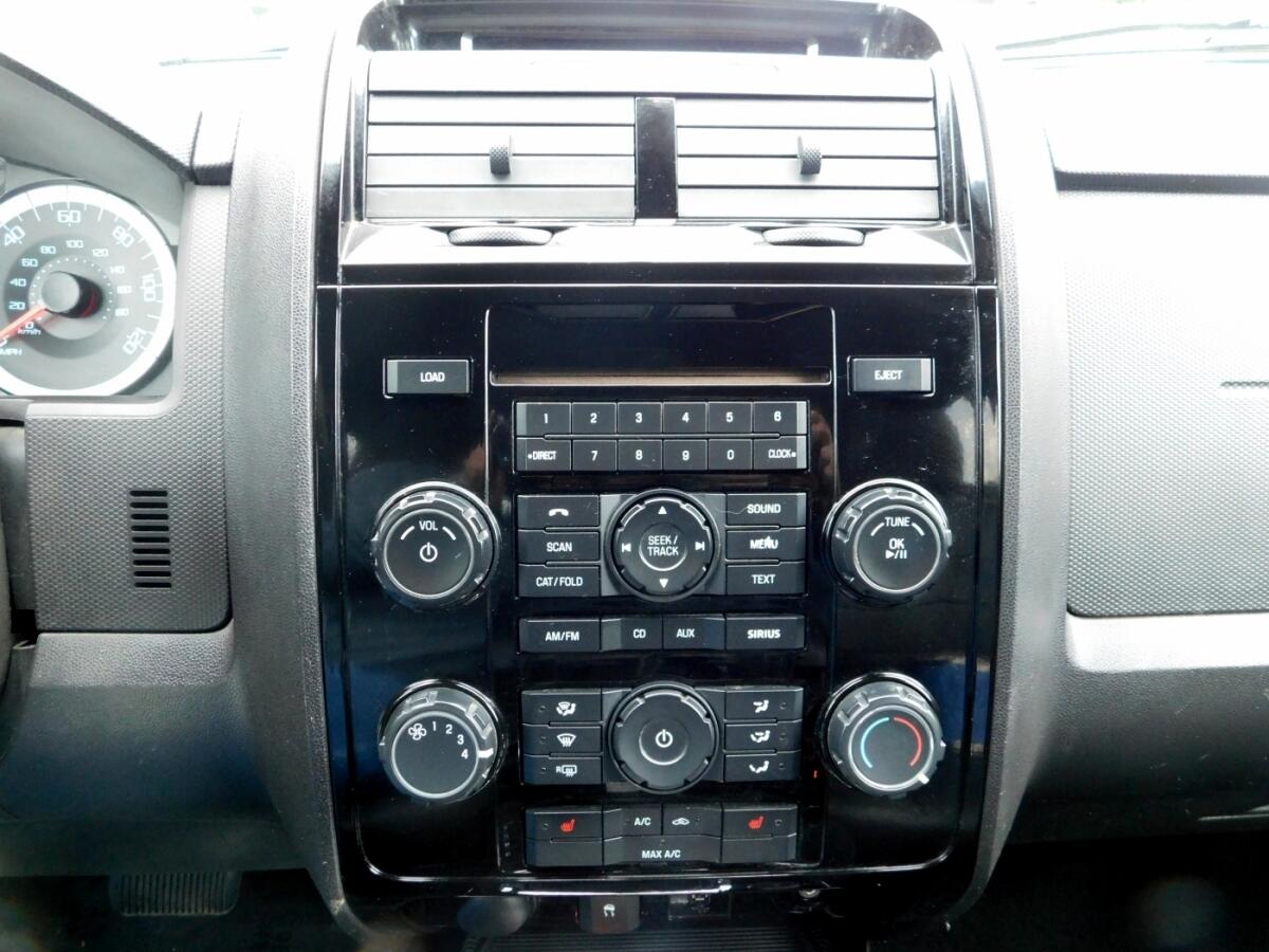 2010 Ford Escape Limited Sport photo 11