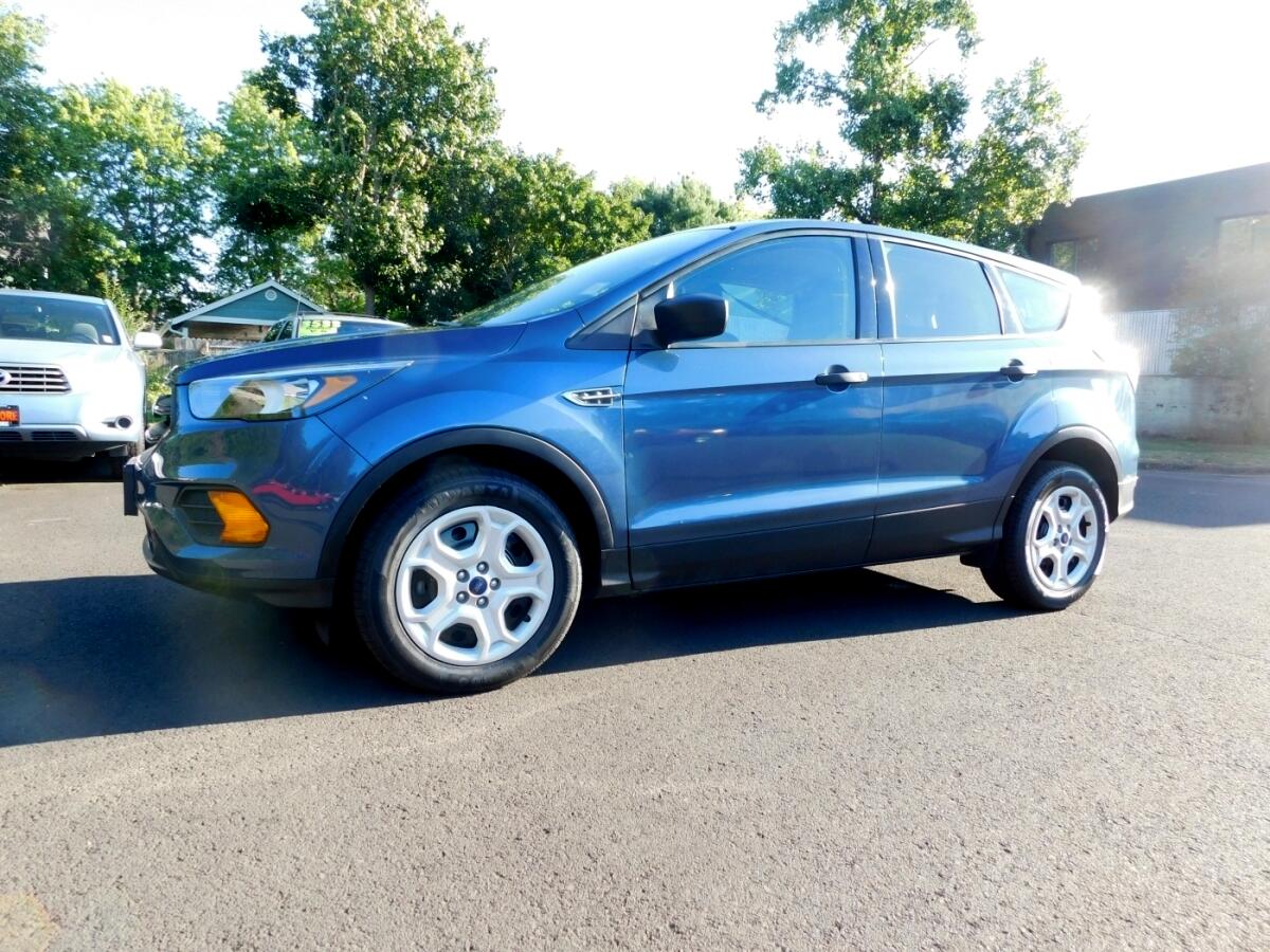 2018 Ford Escape Sport photo 4