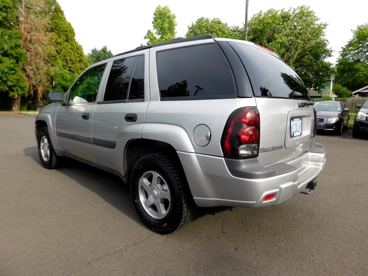 2004 Chevrolet Trailblazer LS photo 3