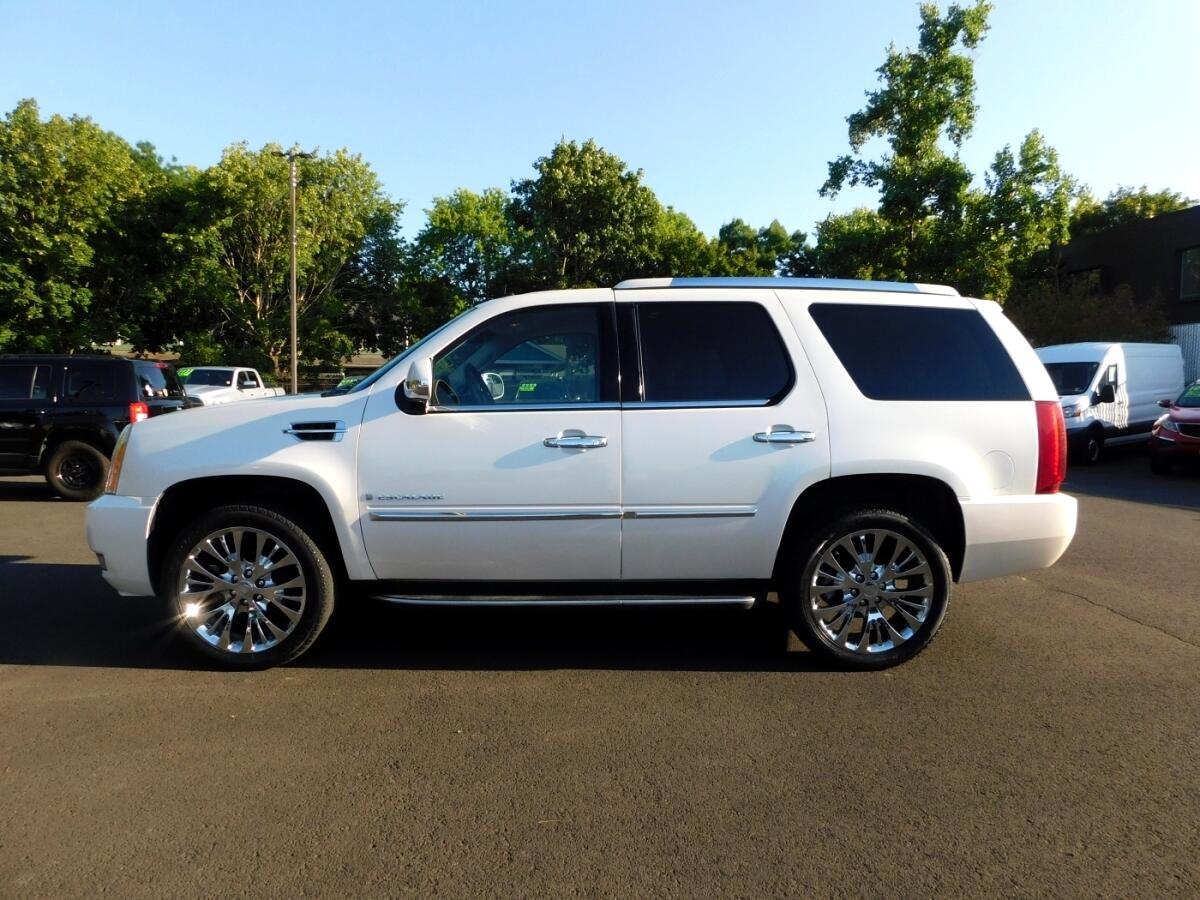 2007 Cadillac Escalade Sport photo 19